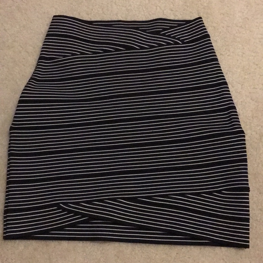BCBG Black white bandage skirt